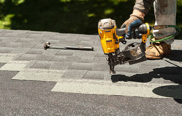 Best Emergency Roof Repair  in Huntgton, IN